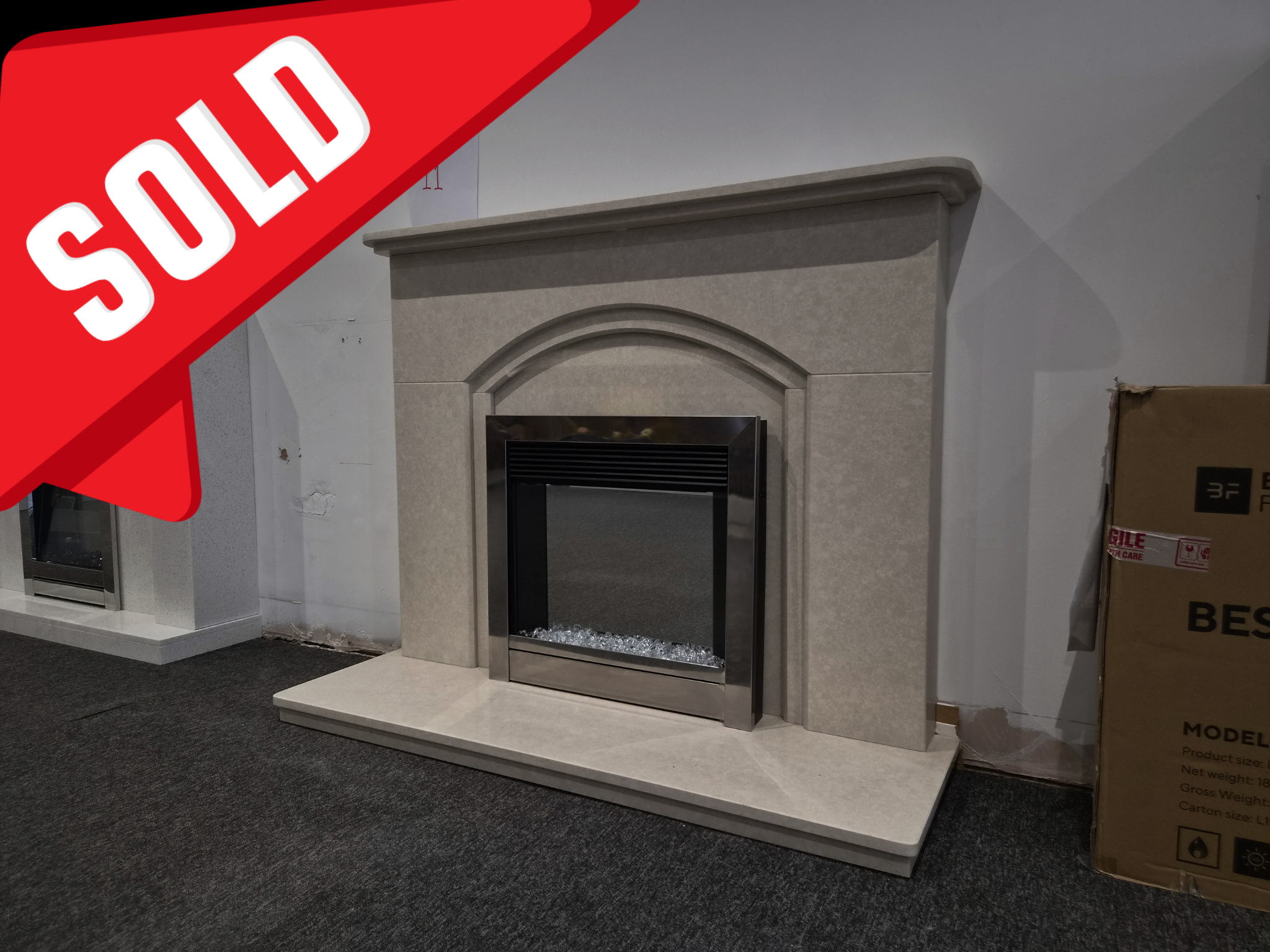 OUTLET - Creme V2.0 Marble Fireplace Suite with BF 22HD+ Electric fire