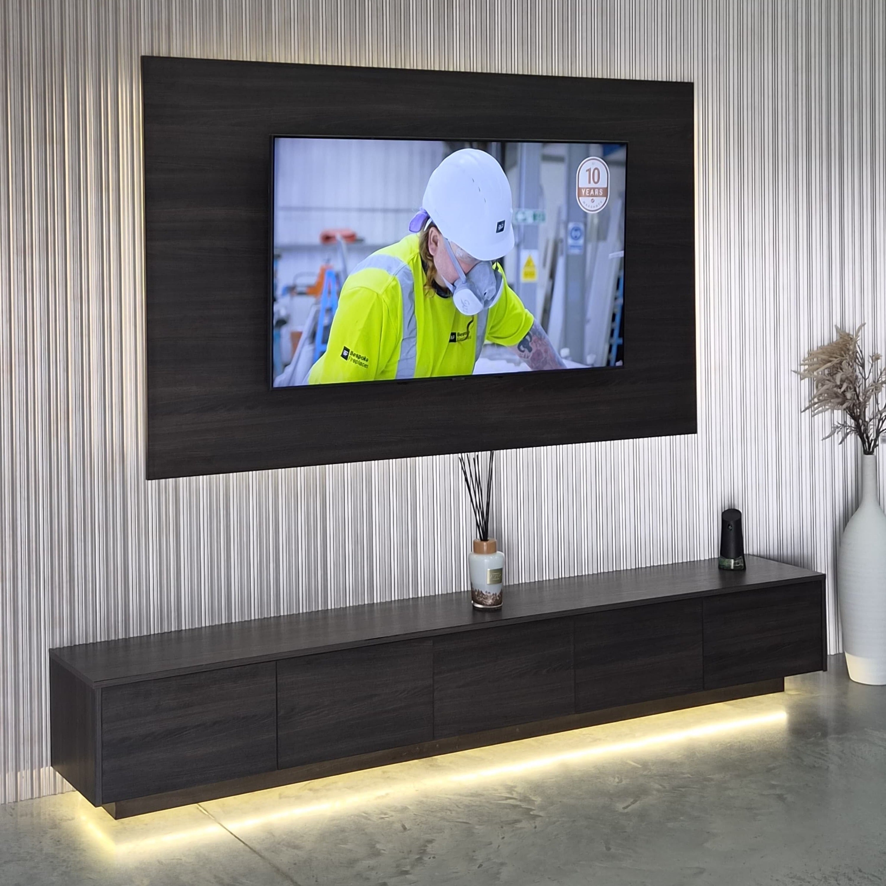TV Feature Panel Media Walls: The Hottest Interior Trend Right Now
