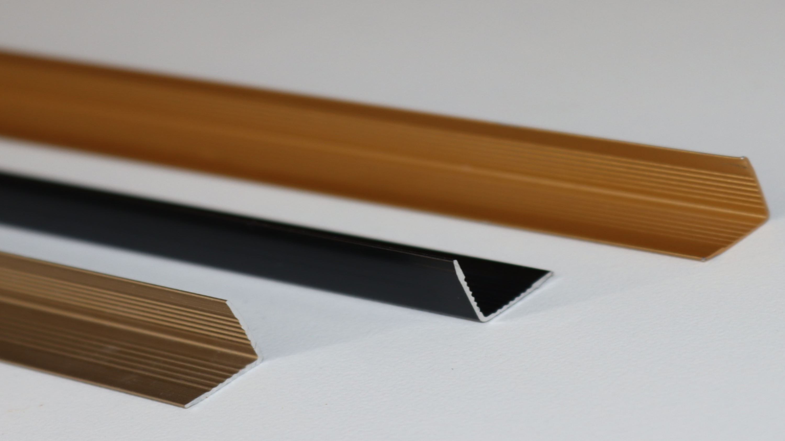 External Corner 90° Trim - 10mm Profile