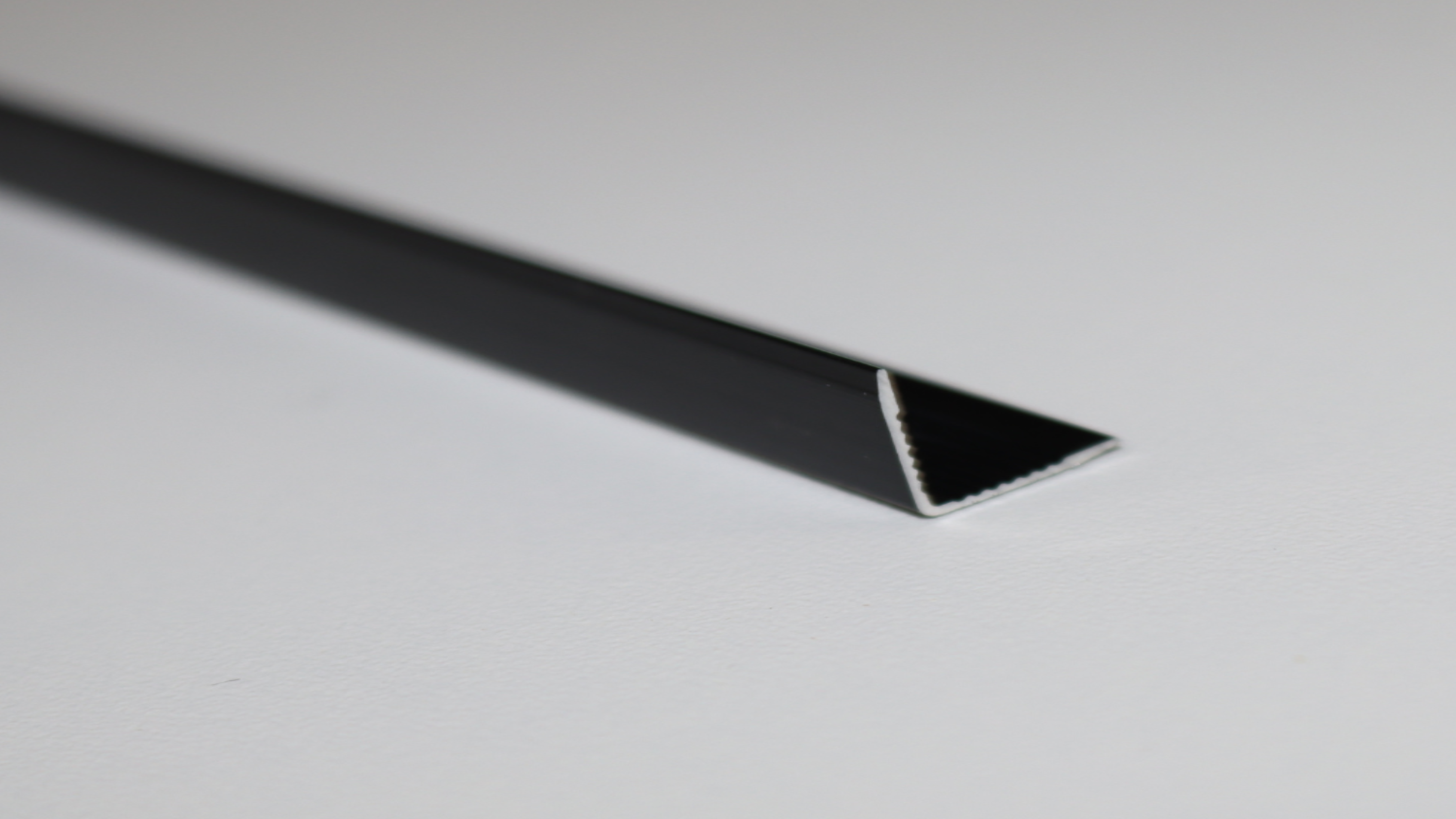 External Corner 90° Trim - 10mm Profile